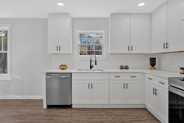 1766 Blossom Lane, Austell, GA 30168