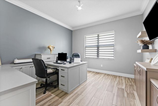 16945 Bridge Crossing Circle, Delray Beach, FL 33446