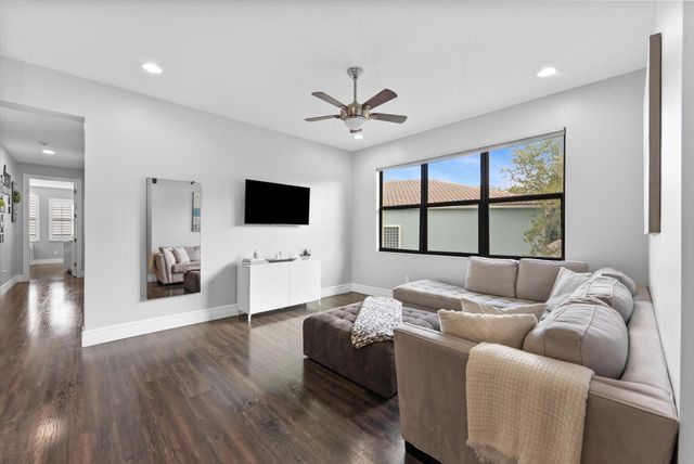 16945 Bridge Crossing Circle, Delray Beach, FL 33446