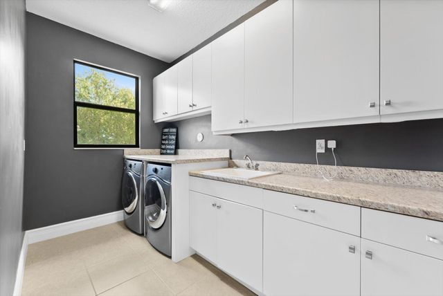 16945 Bridge Crossing Circle, Delray Beach, FL 33446