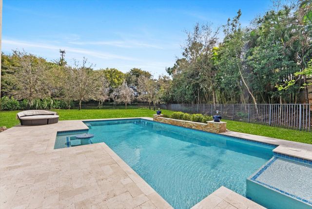 16945 Bridge Crossing Circle, Delray Beach, FL 33446