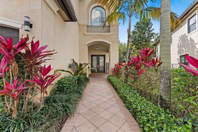 16945 Bridge Crossing Circle, Delray Beach, FL 33446
