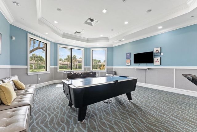 16945 Bridge Crossing Circle, Delray Beach, FL 33446