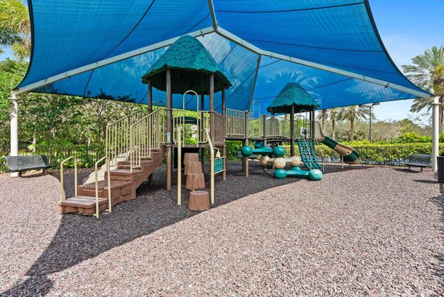 16945 Bridge Crossing Circle, Delray Beach, FL 33446