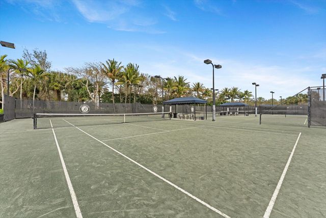 16945 Bridge Crossing Circle, Delray Beach, FL 33446