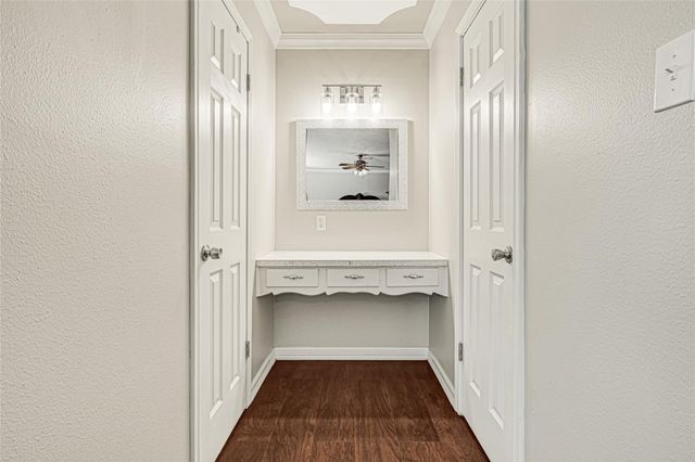 5007 Inverness Drive, Baytown, TX 77521