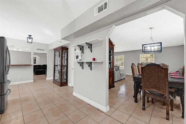 5007 Inverness Drive, Baytown, TX 77521