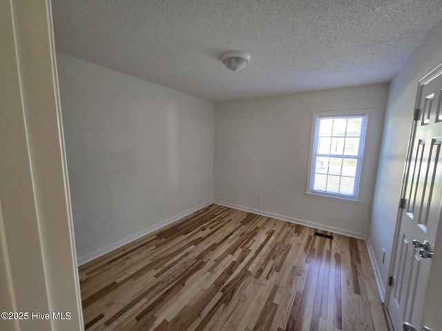 939 Teakwood Drive, Greenville, NC 27834