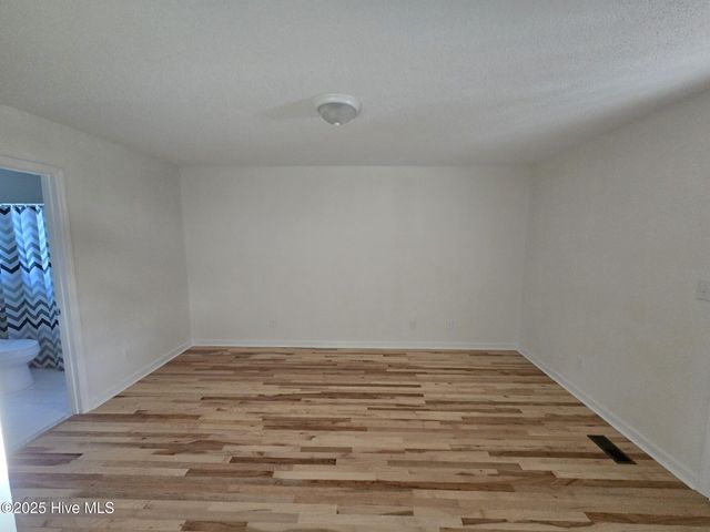 939 Teakwood Drive, Greenville, NC 27834