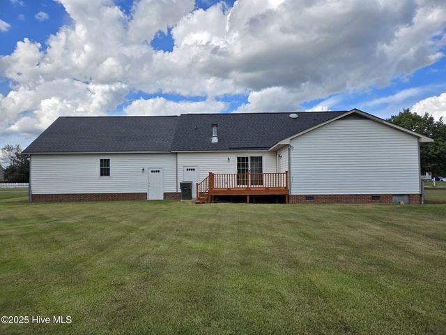 939 Teakwood Drive, Greenville, NC 27834