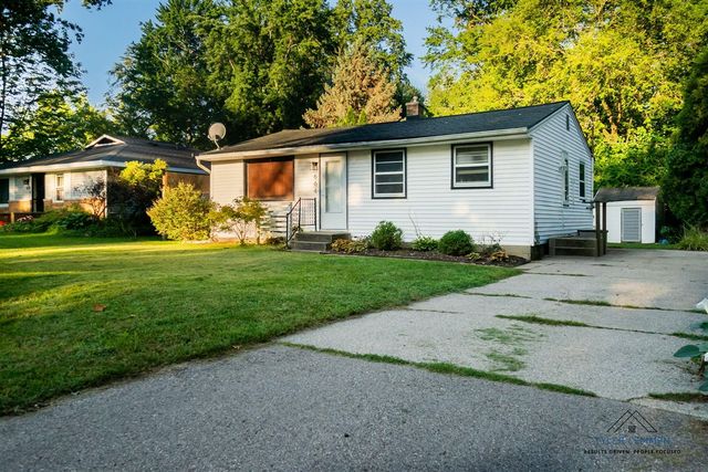 664 Midway Avenue, Holland, MI 49423