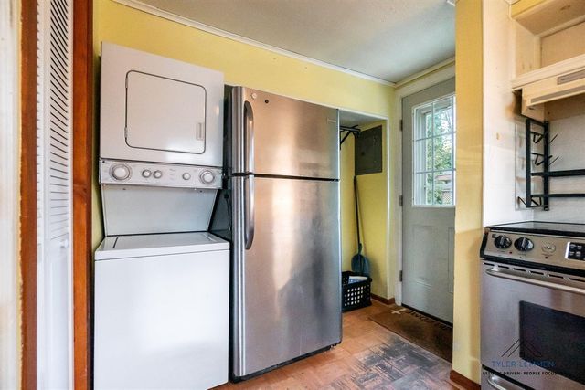 664 Midway Avenue, Holland, MI 49423