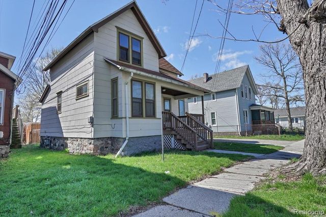 309 12th Street, Port Huron, MI 48060