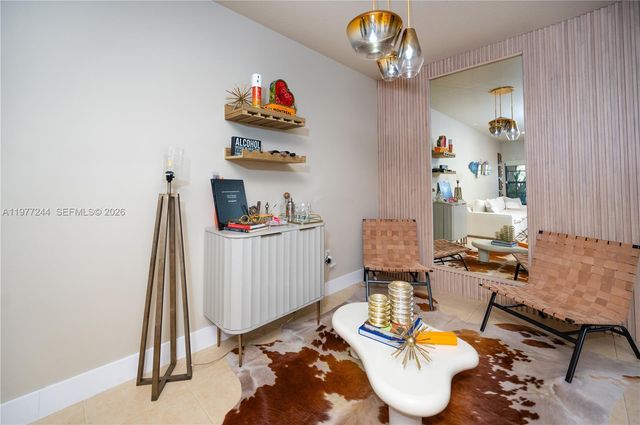 340 NE 194th Ln, Miami, FL 33179