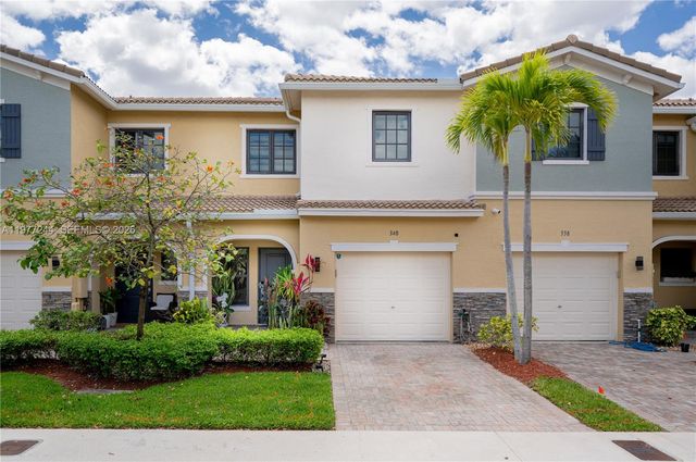 340 NE 194th Ln, Miami, FL 33179