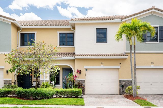 340 NE 194th Ln, Miami, FL 33179