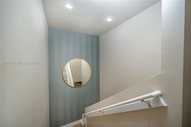 340 NE 194th Ln, Miami, FL 33179