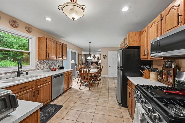 22300 Wynsmythe Drive, Mattawan, MI 49071