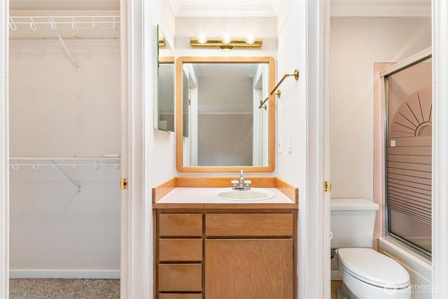 6811 59th Drive NE, Marysville, WA 98270