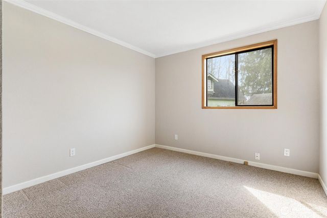 6811 59th Drive NE, Marysville, WA 98270