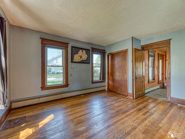 115 Grove Street, Hudson, MI 49247