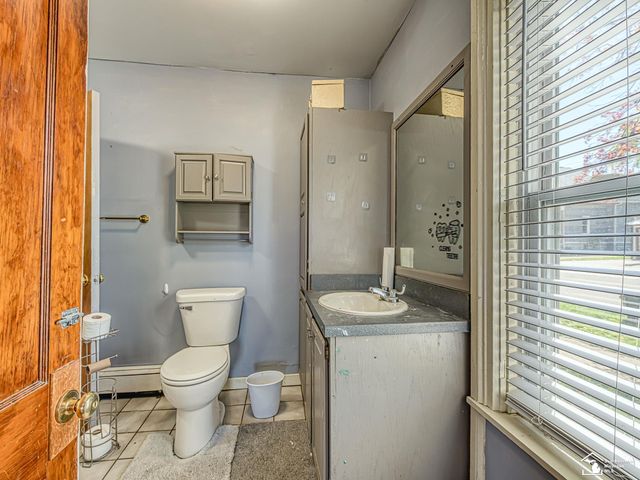 115 Grove Street, Hudson, MI 49247