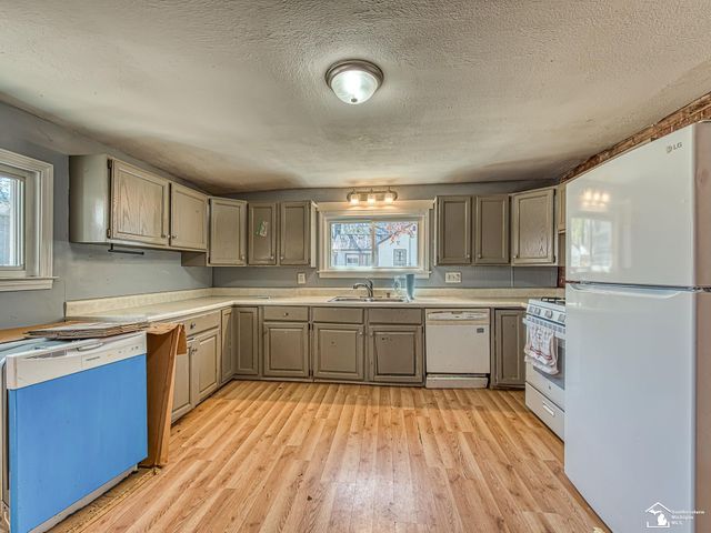 115 Grove Street, Hudson, MI 49247