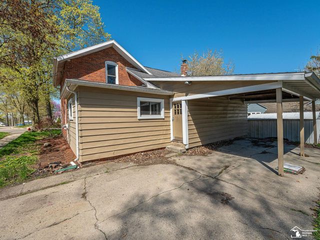 115 Grove Street, Hudson, MI 49247