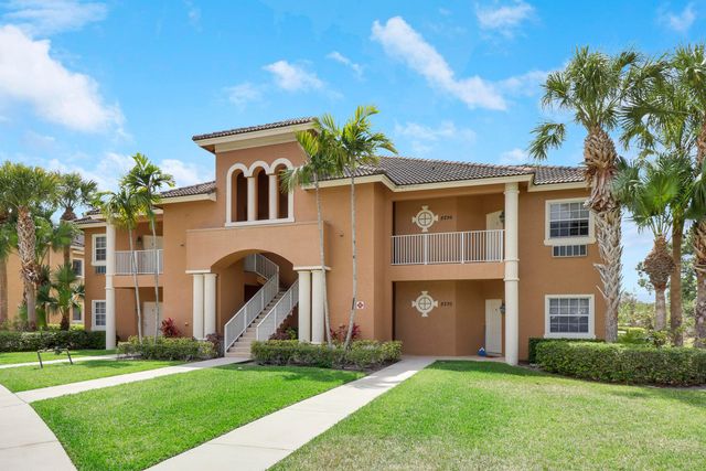 8296 Mulligan Circle B, Port St. Lucie B, Port St Lucie, FL 34986