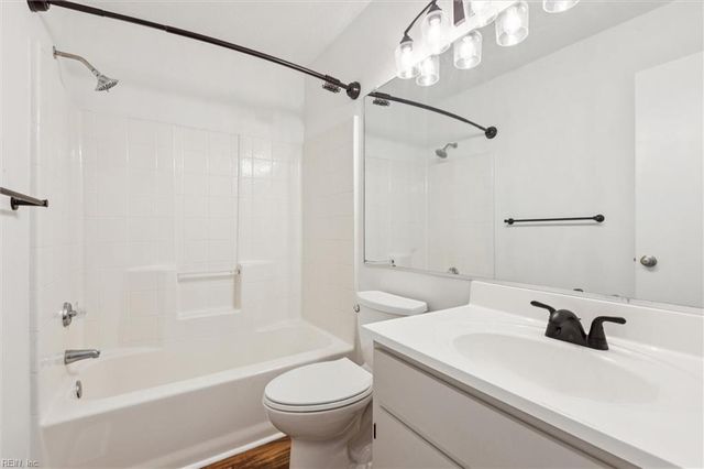 12810 Daybreak CIR, Newport News, VA 23602