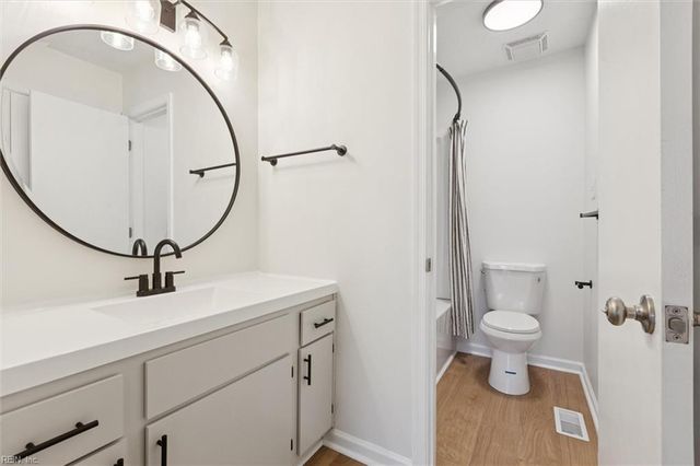 12810 Daybreak CIR, Newport News, VA 23602