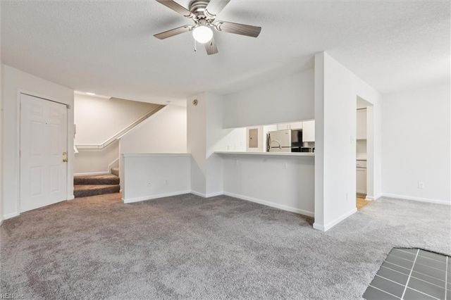 12810 Daybreak CIR, Newport News, VA 23602