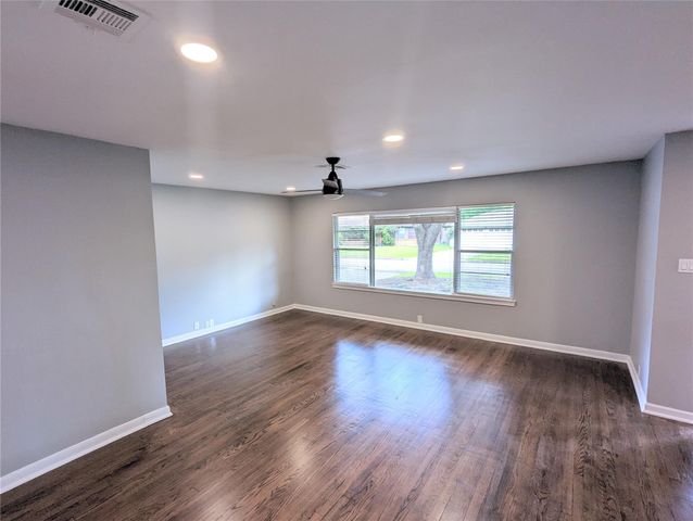 3111 Deal Street, Houston, TX 77025