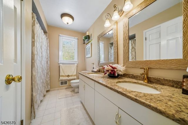 202 Toner Rd, Boonton Town, NJ 07005