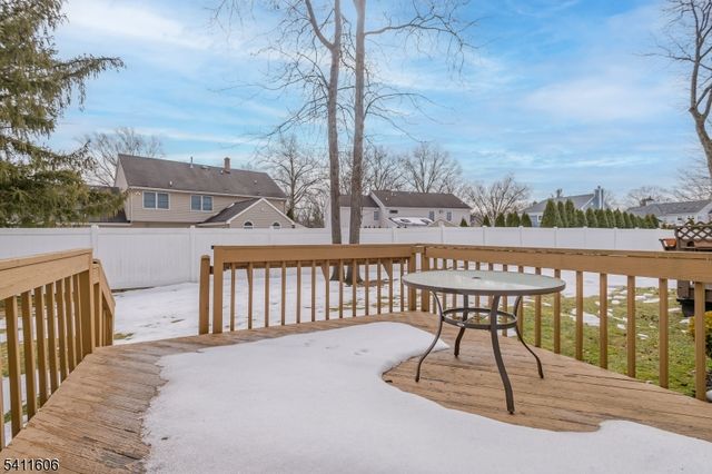 675 Raritan Rd 12, Clark Twp., NJ 07066