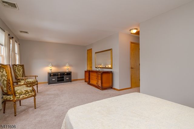 675 Raritan Rd 12, Clark Twp., NJ 07066