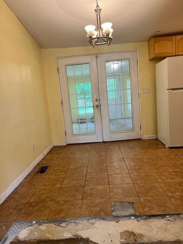 5963 Moss Drive, Forest Park, GA 30297