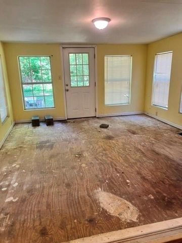 5963 Moss Drive, Forest Park, GA 30297