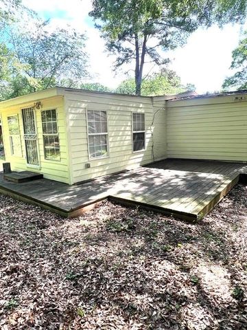 5963 Moss Drive, Forest Park, GA 30297