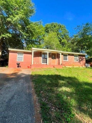 5963 Moss Drive, Forest Park, GA 30297