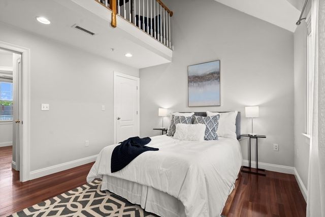 72 Exchange St 1, Waltham, MA 02451