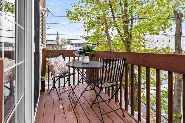 72 Exchange St 1, Waltham, MA 02451