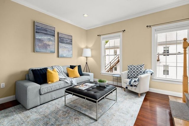 72 Exchange St 1, Waltham, MA 02451