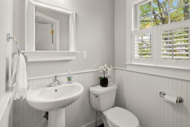 72 Exchange St 1, Waltham, MA 02451