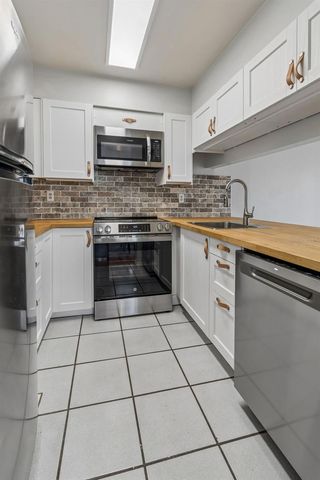 5156 SUNRIDGE PALMS DRIVE, Tampa, FL 33617