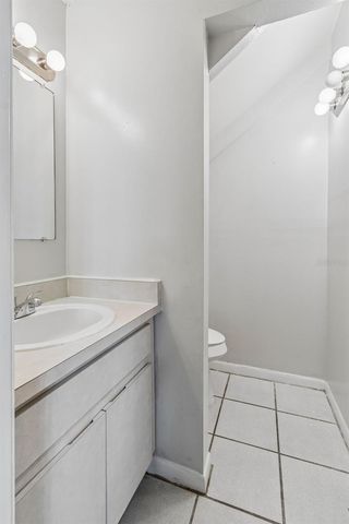 5156 SUNRIDGE PALMS DRIVE, Tampa, FL 33617