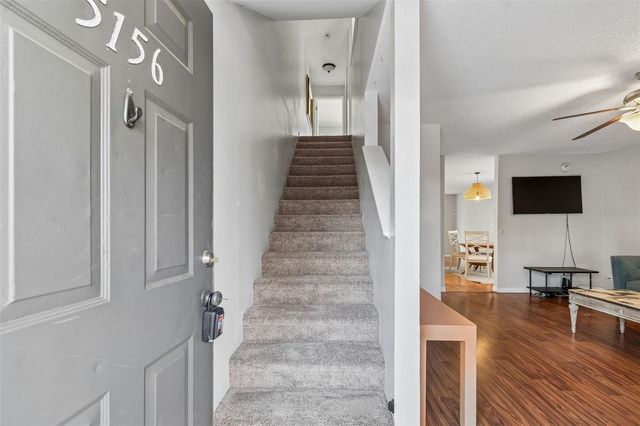 5156 SUNRIDGE PALMS DRIVE, Tampa, FL 33617