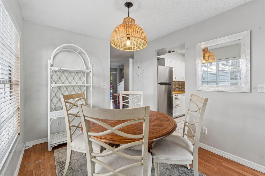 Image 12 of property listing at 5156 SUNRIDGE PALMS DRIVE, Tampa, FL 33617