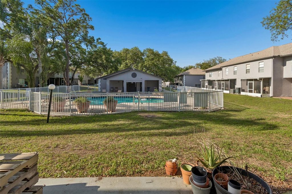 Image 38 of property listing at 5156 SUNRIDGE PALMS DRIVE, Tampa, FL 33617