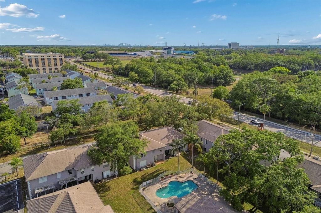 Image 50 of property listing at 5156 SUNRIDGE PALMS DRIVE, Tampa, FL 33617